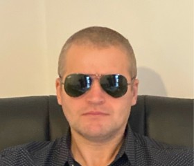 DZMITRIY, 40, Dinant