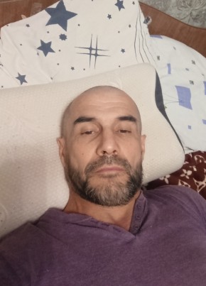 Нурадин из Красного Яр (Астраханской обл.) 44 года