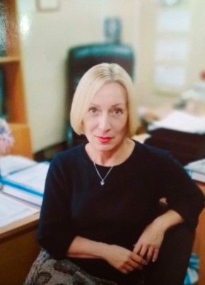 Ирина, 58, Россия, Санкт-Петербург