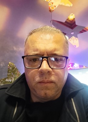 Роман из Череповеца 44 года