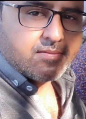 Farhad из Ottawa 44 года