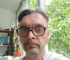 Viktor, 49, Moscow