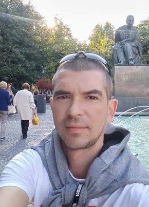 BOHDAN, 40, Україна, Кременчук