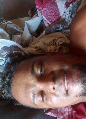 DANIEL JOSÉ BEZE, 33, Brazil, Palmas (Tocantins)