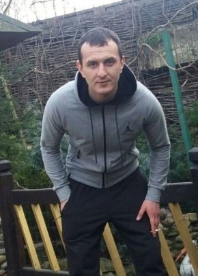 Игорь, 37, Україна, Чернівці