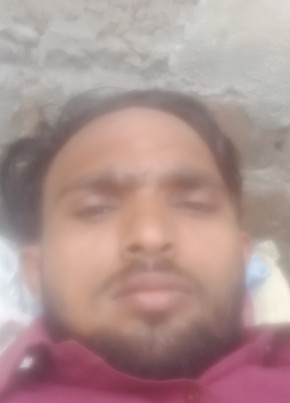 Raja, 25, India, Shamsābād