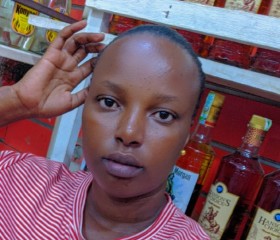 Lucky, 30, Dar es Salaam