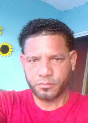 Miquel, 39, República de Santo Domingo, La Romana