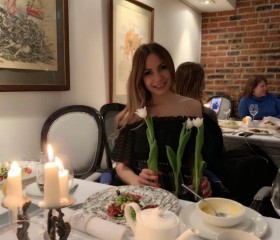 Nika, 48, Sharjah
