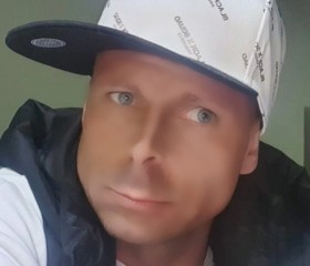 Seven69Eleven, 46, Merseburg