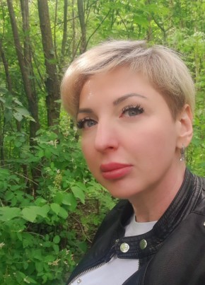 Валентина из Воронежа 48 лет