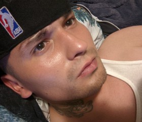 blayde, 19, Calgary