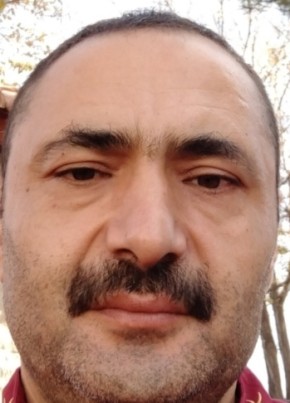 İsmail, 33, Türkiye Cumhuriyeti, Urgub