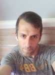 Mareček, 37, Skutec