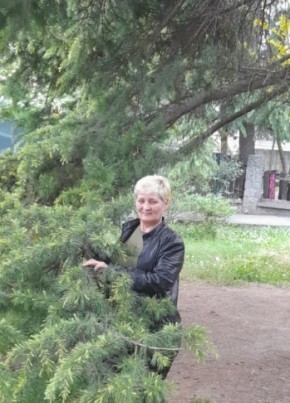 Натали, 60, Россия, Ялта