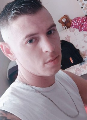 Василий, 28, Россия, Москва