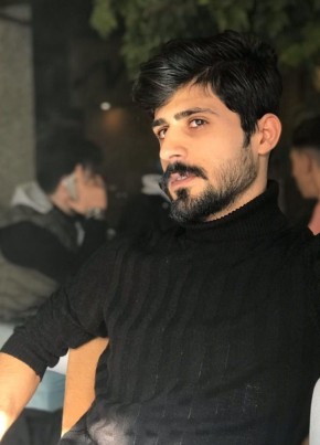 Ramazan, 22, Türkiye Cumhuriyeti, Başakşehir