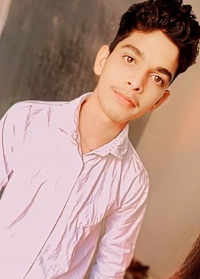 Deepak Namdev, 18, India, Chhatarpur