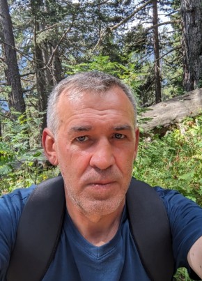 Андрей из Ипатово 50 лет