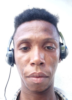 Julio, 30, Repiblik d Ayiti, Delmas 73