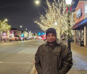 Rafael, 30, Hoffman Estates