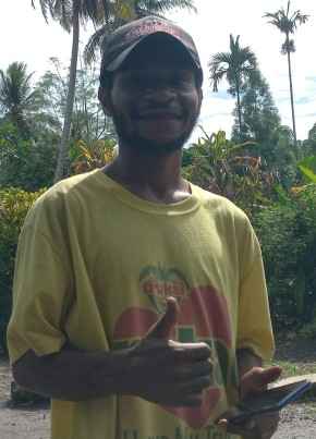 Raazii Blatwarah, 22, Papua New Guinea, Lae