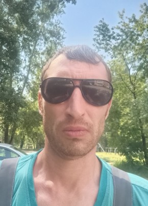 Василий из Соликамска 42 года