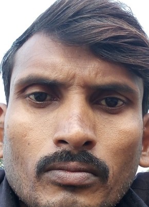 Govind Singh tha, 35, India, Delhi