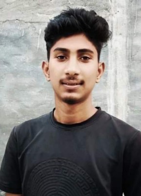 Ravi likhmani, 18, India, Gorakhpur (Haryana)