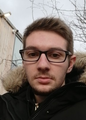 Dylan, 22, République Française, Saint-Étienne