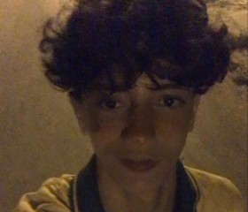 Daniel, 20, Buenos Aires