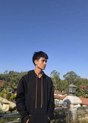 John, 19, Myanmar (Burma), Taungdwingyi