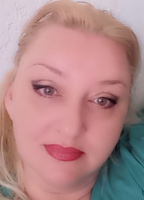 Нина, 43, Россия, Сочи