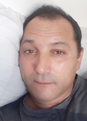  Valicornea , 46, Romania, Cluj-Napoca