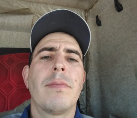 Dmitriy, 37, Volgograd