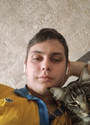 Максим, 21, Россия, Тамбов