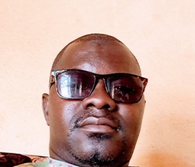 Daly Man, 37 лет, Conakry