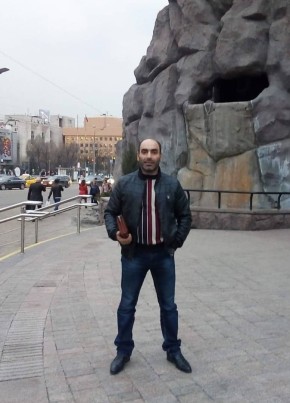 Роберт, 43, Россия, Москва