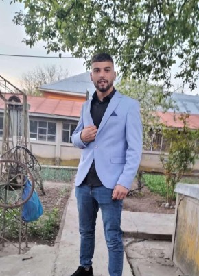 LAURENTIU из Giurgiu 20 лет
