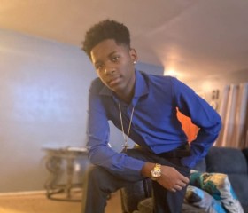 Chaden Brown, 18, Florissant