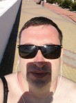 Alex, 40, Novosibirsk