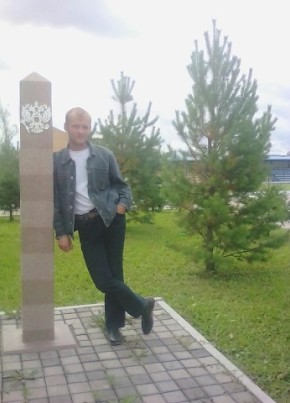 Максим, 40, Россия, Уяр