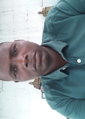 Augustin Haoussi, 34, Republic of Cameroon, Douala