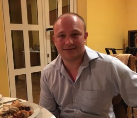 Lev, 52, Yekaterinburg