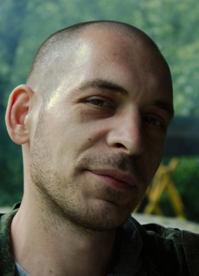 Антон из Владикавказа 42 года