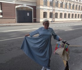 Юлия, 60 лет, Санкт-Петербург