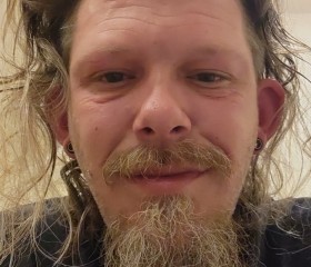 Robert, 36, San Antonio