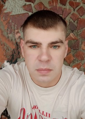 Денис из Владивостока 36 лет