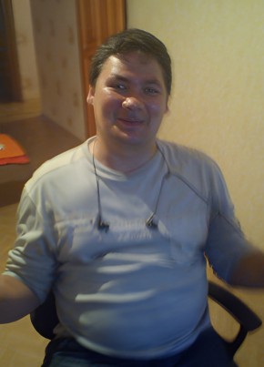 Олег из Ульяновска 47 лет