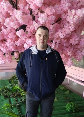 Sergey Starostin, 37, Russia, Klintsy